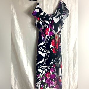 Venus Womans Floral Dress Middi NWOT